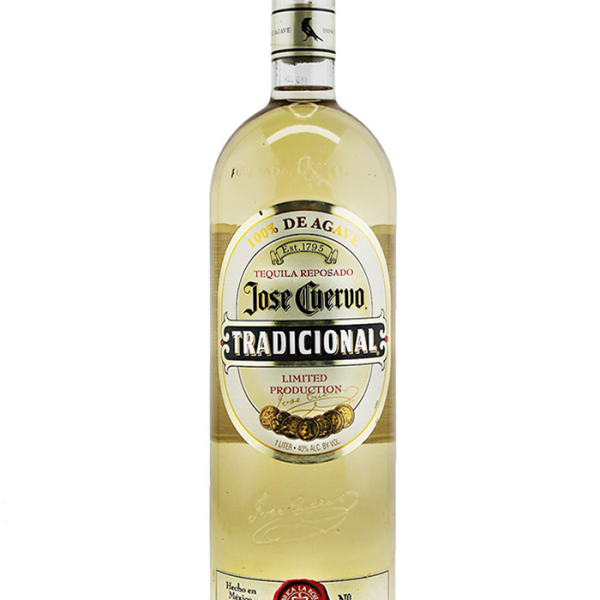 Jose cuervo. Хосе Куэрво Традисиональ. Текила Хосе Куэрво. Текила Jose Cuervo tradicional Reposado. Jose Cuervo Репосадо.